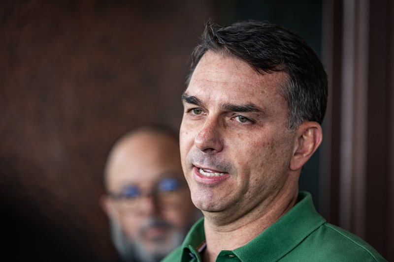 Bolsonaro Son Says He Has Father's Backing In 2026 Election Bolsonaro Son Says He Has Father's Backing In 2026 Election