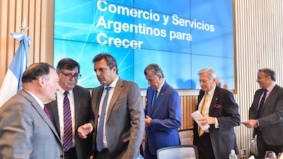 Sergio Massa anota rollover del 110% pero no despeja temores por la deuda en pesos Sergio Massa anota rollover del 110% pero no despeja temores por la deuda en pesos