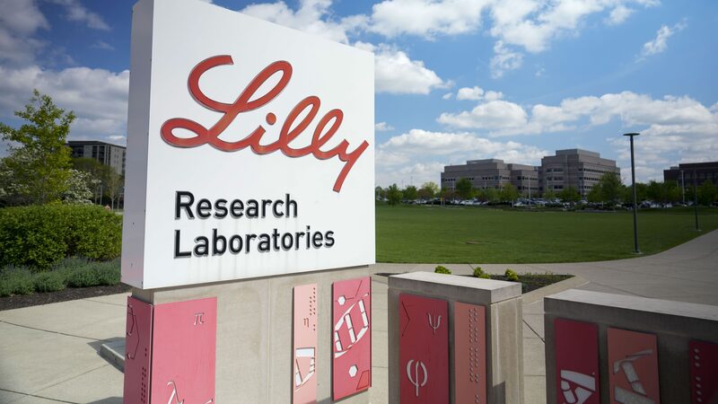 Eli Lilly obtém aprovação da FDA de remédio para retardar a doença de Alzheimer Eli Lilly obtém aprovação da FDA de remédio para retardar a doença de Alzheimer