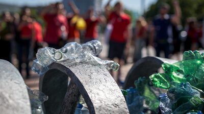 ¿Producir menos plástico o reciclar más? La discusión que divide al mundo ¿Producir menos plástico o reciclar más? La discusión que divide al mundo