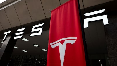 Así es el nuevo Tesla Roadster, el auto que “vuela” y con el que Tesla busca impulsar sus ventas Así es el nuevo Tesla Roadster, el auto que “vuela” y con el que Tesla busca impulsar sus ventas