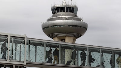 España cierra espacio aéreo a vuelos estadounidenses implicados en la ofensiva contra Irán España cierra espacio aéreo a vuelos estadounidenses implicados en la ofensiva contra Irán