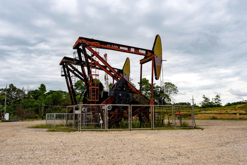 Oil extraction wells, using mechanical and artificial pumping systems, at the Ecopetrol oilfields in Barrancabermeja, Santander department, Colombia, on Wednesday, Oct. 8, 2025. Colombia, the world's only significant oil producer to join a bloc of nations vowing to quit fossil fuels, is poised for an about face as President Gustavo Petro's term winds down. Photographer: Esteban Vanegas/Bloomberg Oil extraction wells, using mechanical and artificial pumping systems, at the Ecopetrol oilfields in Barrancabermeja, Santander department, Colombia, on Wednesday, Oct. 8, 2025. Colombia, the world's only significant oil producer to join a bloc of nations vowing to quit fossil fuels, is poised for an about face as President Gustavo Petro's term winds down. Photographer: Esteban Vanegas/Bloomberg