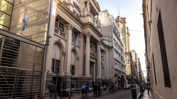 IPOM: BCRA reconoce que la actividad cayó en el tercer trimestre, pero anticipa recuperación “significativa” IPOM: BCRA reconoce que la actividad cayó en el tercer trimestre, pero anticipa recuperación “significativa”