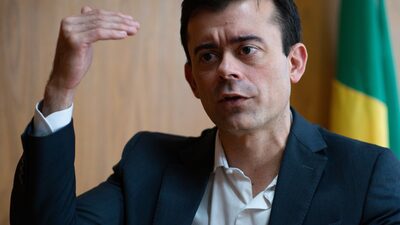 Meta de superávit primário será mantida, diz secretário do Tesouro. O mercado é cético Meta de superávit primário será mantida, diz secretário do Tesouro. O mercado é cético