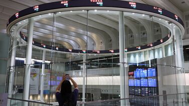 Acciones asiáticas suben contagiadas por el optimismo tecnológico y récords en Wall Street Acciones asiáticas suben contagiadas por el optimismo tecnológico y récords en Wall Street
