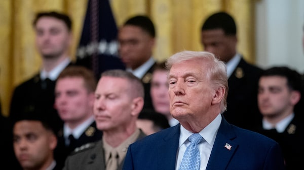 Trump pausa ataques ao Irã por 5 dias após conversas; petróleo Brent cai mais de 11% Trump pausa ataques ao Irã por 5 dias após conversas; petróleo Brent cai mais de 11%