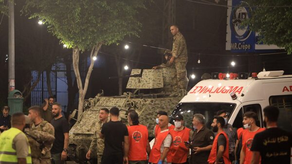 Israel ataca 1.300 objetivos en Líbano y mata a cientos de personas Israel ataca 1.300 objetivos en Líbano y mata a cientos de personas