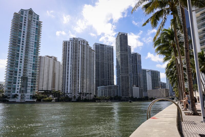 Banco amplia sua presença em Miami e Palm Beach, em tentativa de aproveitar a riqueza em expansão do sul da Flórida Banco amplia sua presença em Miami e Palm Beach, em tentativa de aproveitar a riqueza em expansão do sul da Flórida