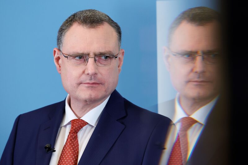 Thomas Jordan, presidente del Banco Nacional Suizo (BNS), durante una entrevista en Bloomberg Television tras la conferencia de prensa del anuncio de tipos del banco en Zúrich, Suiza, el jueves 23 de marzo de 2023. Thomas Jordan, presidente del Banco Nacional Suizo (BNS), durante una entrevista en Bloomberg Television tras la conferencia de prensa del anuncio de tipos del banco en Zúrich, Suiza, el jueves 23 de marzo de 2023.