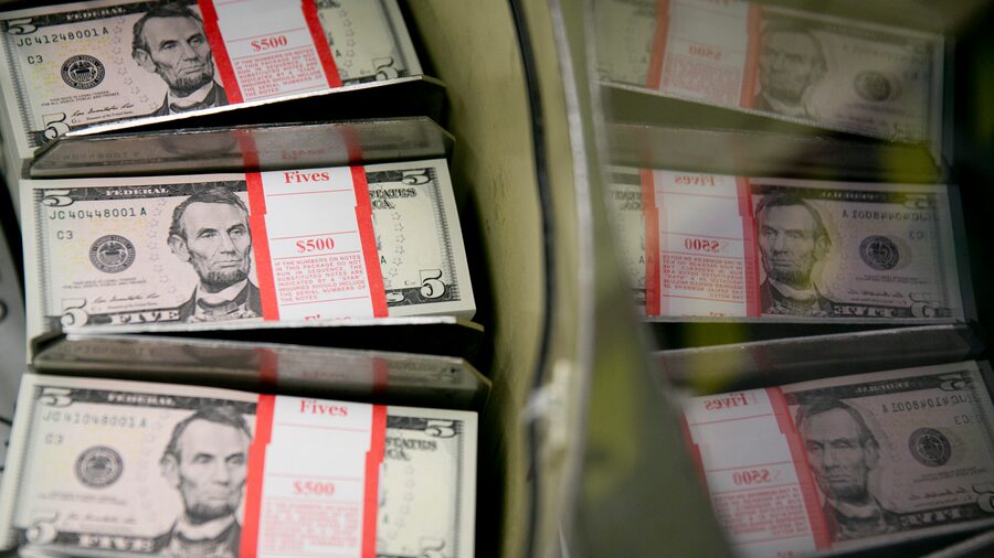 La volatilidad despierta al mercado de divisas tras meses de calma: las claves La volatilidad despierta al mercado de divisas tras meses de calma: las claves