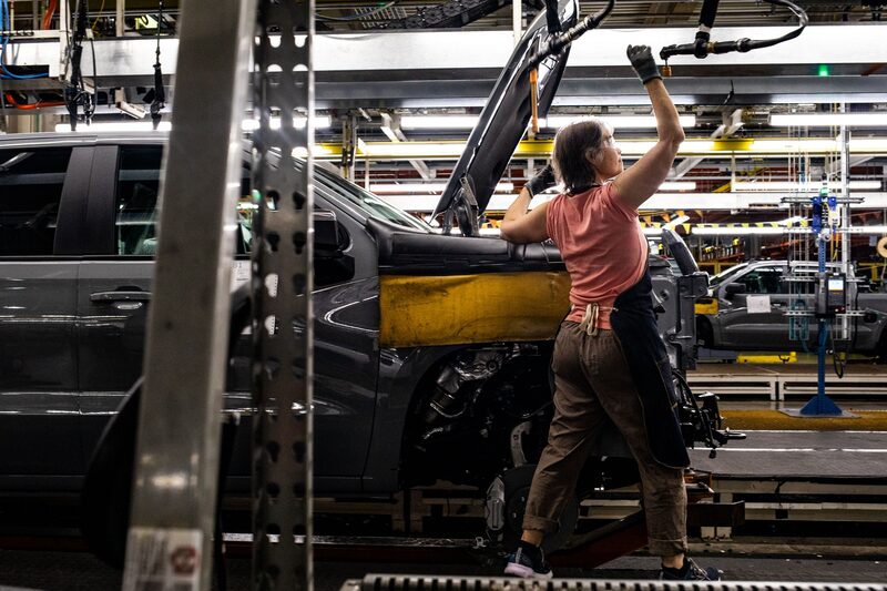 Inside A General Motors Assembly Plant Ahead Of Earnings Figures Inside A General Motors Assembly Plant Ahead Of Earnings Figures