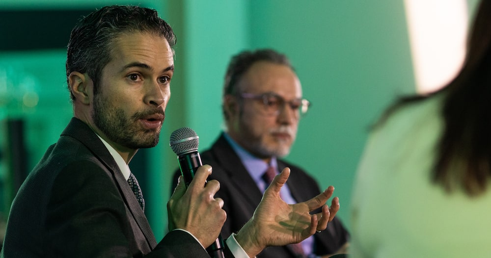 La IA entra en la banca privada para blindar los portafolios millonarios
NATIVE ADS La IA entra en la banca privada para blindar los portafolios millonarios
NATIVE ADS