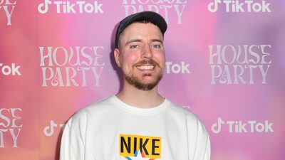 Mais popular do YouTube, MrBeast vale US$ 5 bi e levanta recursos para expandir marca Mais popular do YouTube, MrBeast vale US$ 5 bi e levanta recursos para expandir marca