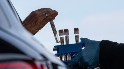 Investidores apostam bilhões na mudança digital mais esperada do setor de saúde Investidores apostam bilhões na mudança digital mais esperada do setor de saúde