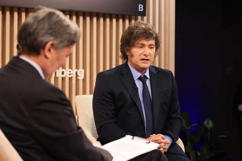 Em entrevista à Bloomberg News, presidente argentino alegou que espera chegar a um acordo sem precisar tomar uma medida tão drástica Em entrevista à Bloomberg News, presidente argentino alegou que espera chegar a um acordo sem precisar tomar uma medida tão drástica