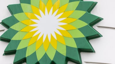 BP registra pérdidas de US$5.000 millones en el cuarto trimestre tras sustituir a su CEO BP registra pérdidas de US$5.000 millones en el cuarto trimestre tras sustituir a su CEO