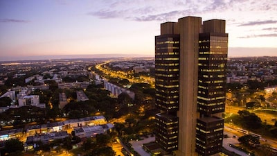 Monedas de América Latina resisten al dólar, pero Goldman advierte por presión inflacionaria Monedas de América Latina resisten al dólar, pero Goldman advierte por presión inflacionaria