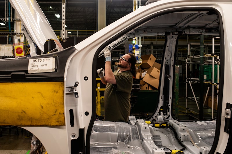 Inside A General Motors Assembly Plant Ahead Of Earnings Figures Inside A General Motors Assembly Plant Ahead Of Earnings Figures