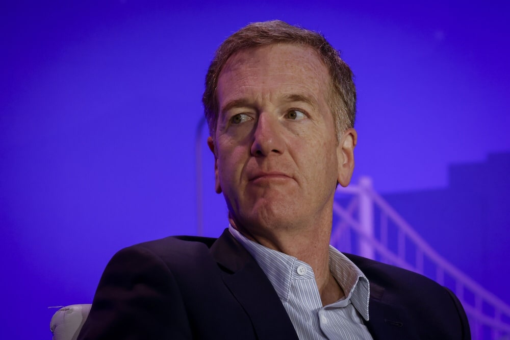 Michael Wilson, adopta un tono más optimista , indicando que factores estacionales como la caída del dólar, los rendimientos de los bonos del Tesoro y un sentimiento y posicionamiento ultrapesimistas allanan el camino para un repunte negociable a corto plazo.. Fotógrafa: Eva Marie Uzcategui/Bloomberg Michael Wilson, adopta un tono más optimista , indicando que factores estacionales como la caída del dólar, los rendimientos de los bonos del Tesoro y un sentimiento y posicionamiento ultrapesimistas allanan el camino para un repunte negociable a corto plazo.. Fotógrafa: Eva Marie Uzcategui/Bloomberg