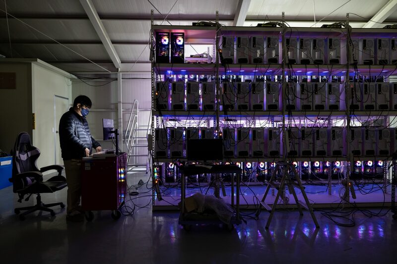 Las bolsas de criptomonedas surcoreanas registraron 56,81 billones de wons de salidas en el primer trimestre de 2025, y casi la mitad estaban vinculadas a stablecoins basadas en el dólar estadounidense como USDT de Tether y USDC de Circle. Las bolsas de criptomonedas surcoreanas registraron 56,81 billones de wons de salidas en el primer trimestre de 2025, y casi la mitad estaban vinculadas a stablecoins basadas en el dólar estadounidense como USDT de Tether y USDC de Circle.