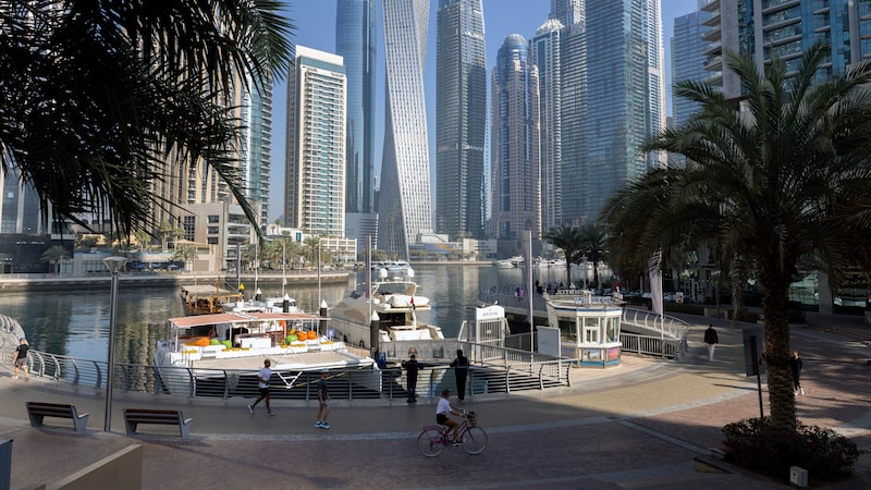 Guerra no Oriente Médio leva famílias à Europa e aquece mercado imobiliário de luxo Guerra no Oriente Médio leva famílias à Europa e aquece mercado imobiliário de luxo