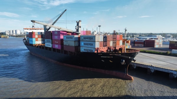 Agroexportadora anunció inversión de US$400 millones para una nueva planta en Bahía Blanca Agroexportadora anunció inversión de US$400 millones para una nueva planta en Bahía Blanca
