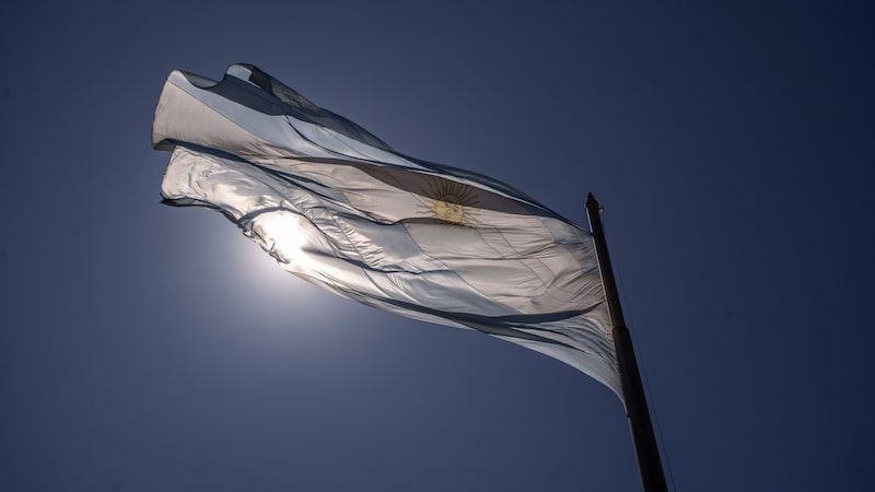 Provincias argentinas sostienen el superávit, pero menores ingresos ajustan margen fiscal Provincias argentinas sostienen el superávit, pero menores ingresos ajustan margen fiscal