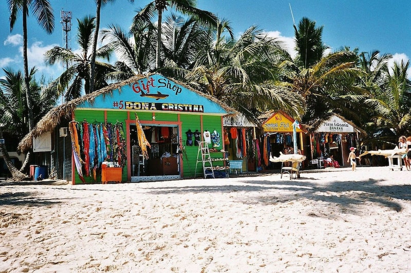 El turismo ha ayudado a que la economía de República Dominicana repunte. El turismo ha ayudado a que la economía de República Dominicana repunte.