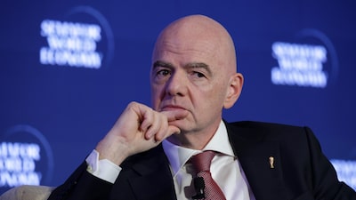 Infantino pierde respaldo de un alto funcionario de la FIFA tras el despido de un ejecutivo Infantino pierde respaldo de un alto funcionario de la FIFA tras el despido de un ejecutivo