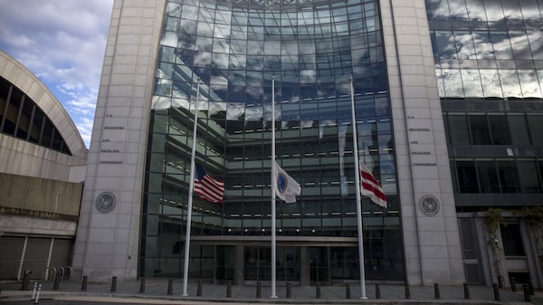 La SEC volvió a retrasar su decisión sobre el ETF de bitcoin La SEC volvió a retrasar su decisión sobre el ETF de bitcoin