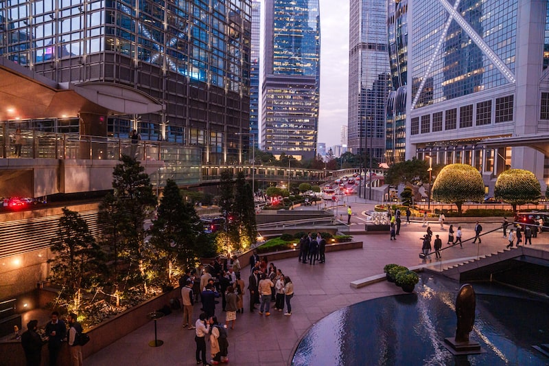 Recuperação de Hong Kong se reflete na onda de novos family offices, que aumentaram em 25%, chegando a 3.384 no final do ano passado, em comparação com 2023 (Foto: Lam Yik/Bloomberg) Recuperação de Hong Kong se reflete na onda de novos family offices, que aumentaram em 25%, chegando a 3.384 no final do ano passado, em comparação com 2023 (Foto: Lam Yik/Bloomberg)