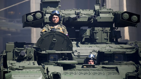 UE sopesa nuevos poderes para golpear a quienes ayuden a Rusia a eludir sanciones UE sopesa nuevos poderes para golpear a quienes ayuden a Rusia a eludir sanciones