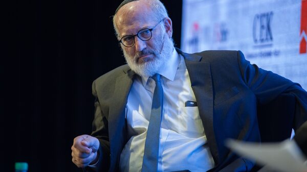 IRSA reorganiza su negocio de shoppings para mejorar sus resultados IRSA reorganiza su negocio de shoppings para mejorar sus resultados