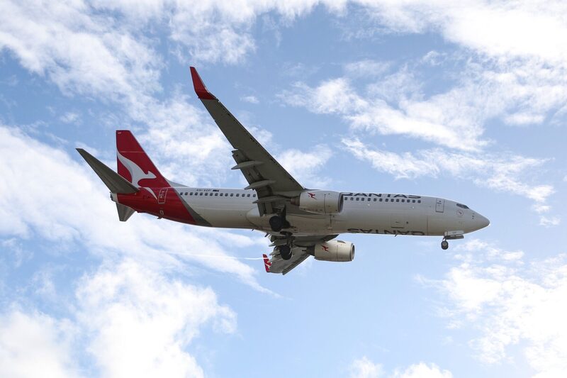 El avión aterrizó sano y salvo de vuelta en la capital de Australia Occidental hacia las 11:00 de este martes. El avión aterrizó sano y salvo de vuelta en la capital de Australia Occidental hacia las 11:00 de este martes.