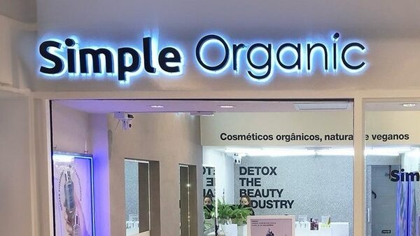 Ela vendeu a Simple Organic à Hypera. A marca cresceu 16 vezes. E vai passar o comando Ela vendeu a Simple Organic à Hypera. A marca cresceu 16 vezes. E vai passar o comando