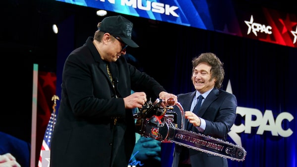 Milei lleva el gasto público a nivel más bajo desde 2008, pero apunta a provincias y municipios Milei lleva el gasto público a nivel más bajo desde 2008, pero apunta a provincias y municipios