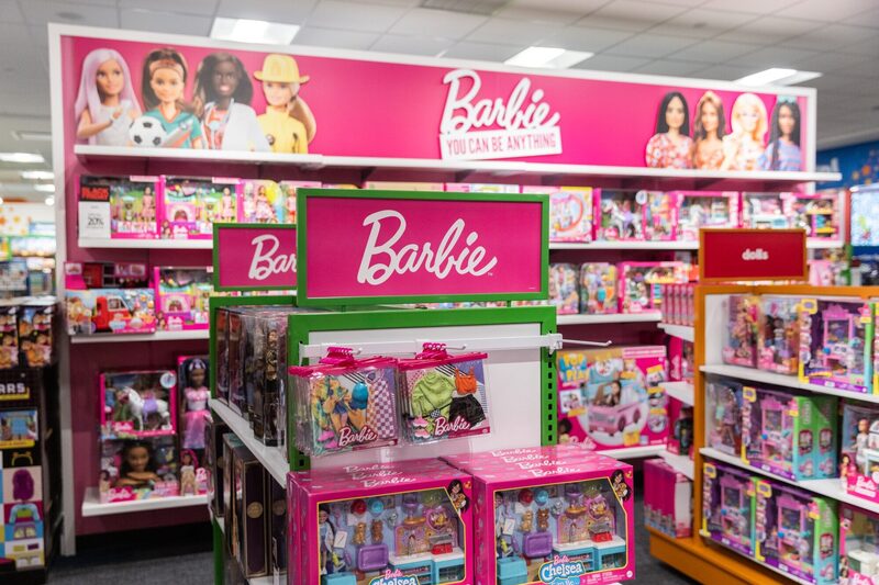 Mattel retira su pronóstico para 2025, citando el impacto de los aranceles en los juguetes. Mattel retira su pronóstico para 2025, citando el impacto de los aranceles en los juguetes.