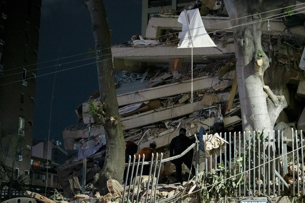 Un edificio derrumbado en el barrio de Los Palos Grandes tras un terremoto en Caracas, Venezuela, el miércoles 24 de junio de 2026. Un edificio derrumbado en el barrio de Los Palos Grandes tras un terremoto en Caracas, Venezuela, el miércoles 24 de junio de 2026.