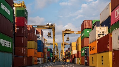 El impacto del alza del salario mínimo para la logística colombiana El impacto del alza del salario mínimo para la logística colombiana