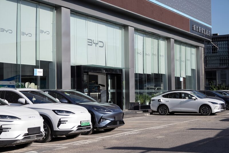 Un concesionario de BYD Co. en Pekín, China. Fotógrafo: Na Bian/Bloomberg Un concesionario de BYD Co. en Pekín, China. Fotógrafo: Na Bian/Bloomberg