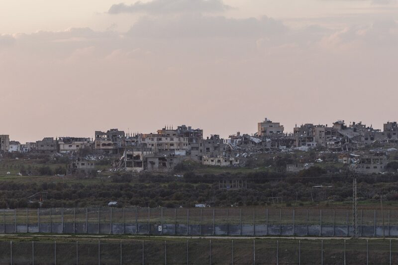 Edifícios que sofreram ataque na Faixa de Gaza: conflito entre Israel e Hamas evidencia tensão maior no Oriente Médio (Foto: Kobi Wolf/Bloomberg) Edifícios que sofreram ataque na Faixa de Gaza: conflito entre Israel e Hamas evidencia tensão maior no Oriente Médio (Foto: Kobi Wolf/Bloomberg)