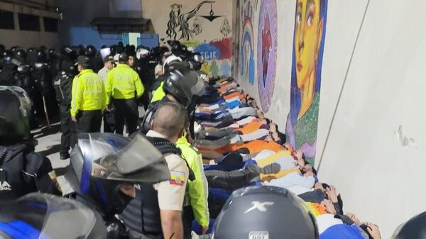 Cinco reclusos muertos tras nuevo enfrentamiento en cárcel de Ecuador Cinco reclusos muertos tras nuevo enfrentamiento en cárcel de Ecuador