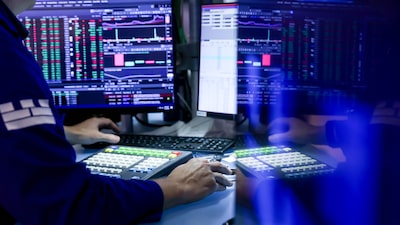 Acciones asiáticas caen ante presión sobre la IA y una semana clave para Nvidia y la Fed Acciones asiáticas caen ante presión sobre la IA y una semana clave para Nvidia y la Fed