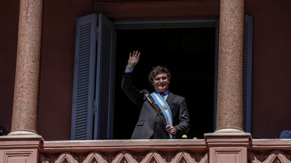 Confianza en el Gobierno argentino se disparó tras la asunción de Javier Milei Confianza en el Gobierno argentino se disparó tras la asunción de Javier Milei