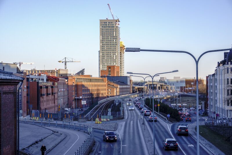 Actualmente, Whim está disponible en Helsinki, Viena, Amberes, en la región de Birmingham en el Reino Unido y en el área metropolitana de Tokio. Actualmente, Whim está disponible en Helsinki, Viena, Amberes, en la región de Birmingham en el Reino Unido y en el área metropolitana de Tokio.