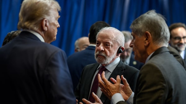 Em sinal de aproximação, Lula liga para Trump e pede novas negociações sobre tarifas Em sinal de aproximação, Lula liga para Trump e pede novas negociações sobre tarifas