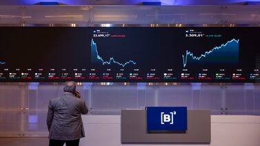 Ibovespa sobe após decisões de juros no Brasil e nos EUA; dólar avança a R$ 5,16 Ibovespa sobe após decisões de juros no Brasil e nos EUA; dólar avança a R$ 5,16
