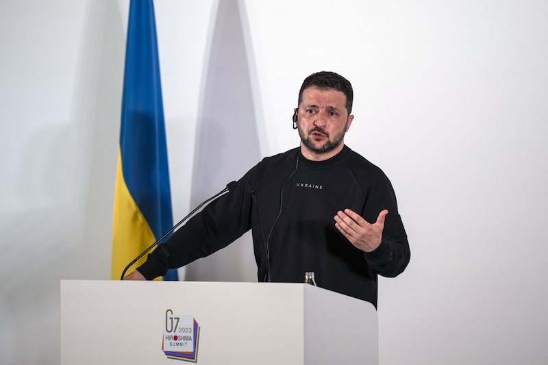 Volodymyr Zelenskiy, presidente de Ucrania, durante una conferencia de prensa tras la cumbre de líderes del Grupo de los Siete (G-7) en Hiroshima, Japón, el domingo 21 de mayo de 2023. Volodymyr Zelenskiy, presidente de Ucrania, durante una conferencia de prensa tras la cumbre de líderes del Grupo de los Siete (G-7) en Hiroshima, Japón, el domingo 21 de mayo de 2023.