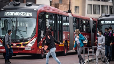 Para esto alcanzarían los COP$232 mil del auxilio de transporte en Bogotá, Medellín y Cali Para esto alcanzarían los COP$232 mil del auxilio de transporte en Bogotá, Medellín y Cali